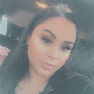 Meet your Posher, Jada